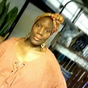 Meet your Posher, Kelly